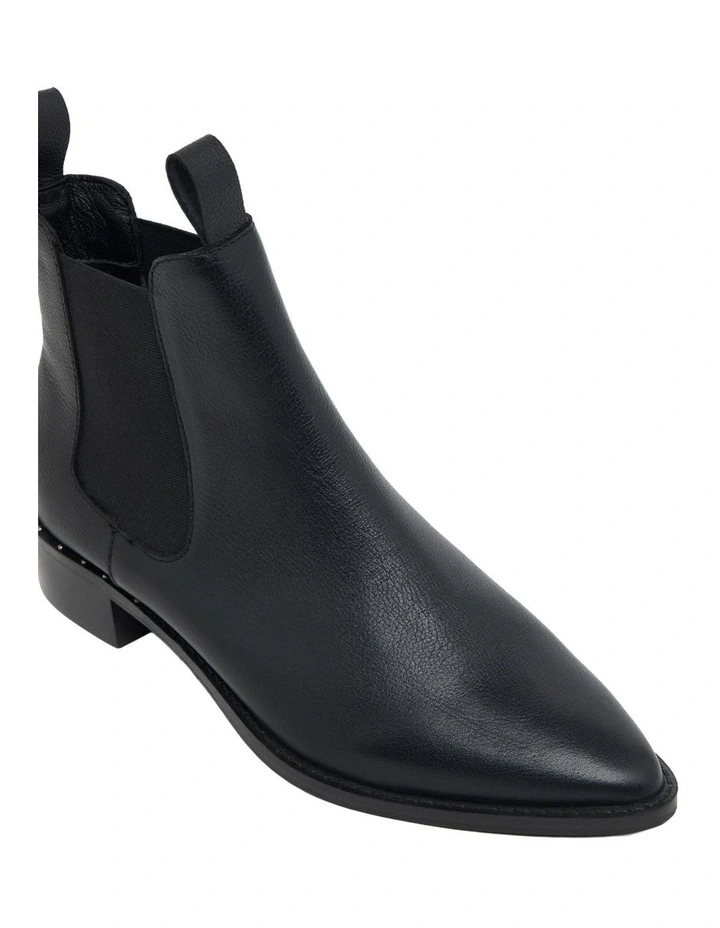 Jordana Chelsea Boot in Black image 4