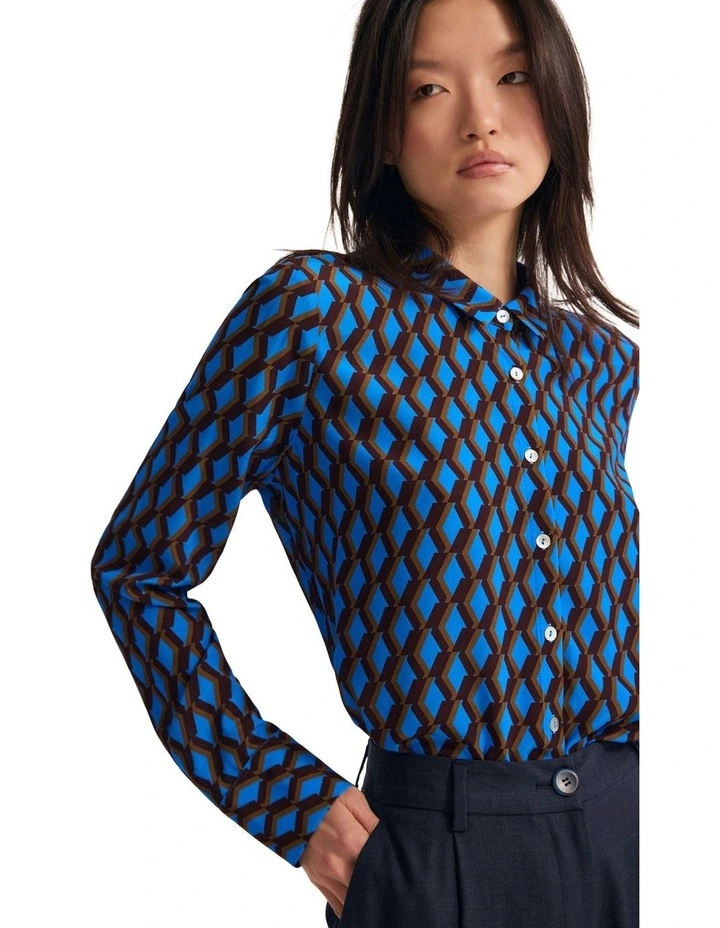Poppy Printed Shirt in Blue image 4