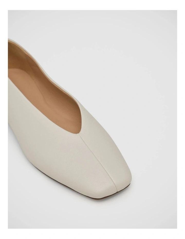 Dinah Ballet Flat Shoe in Plaster image 4