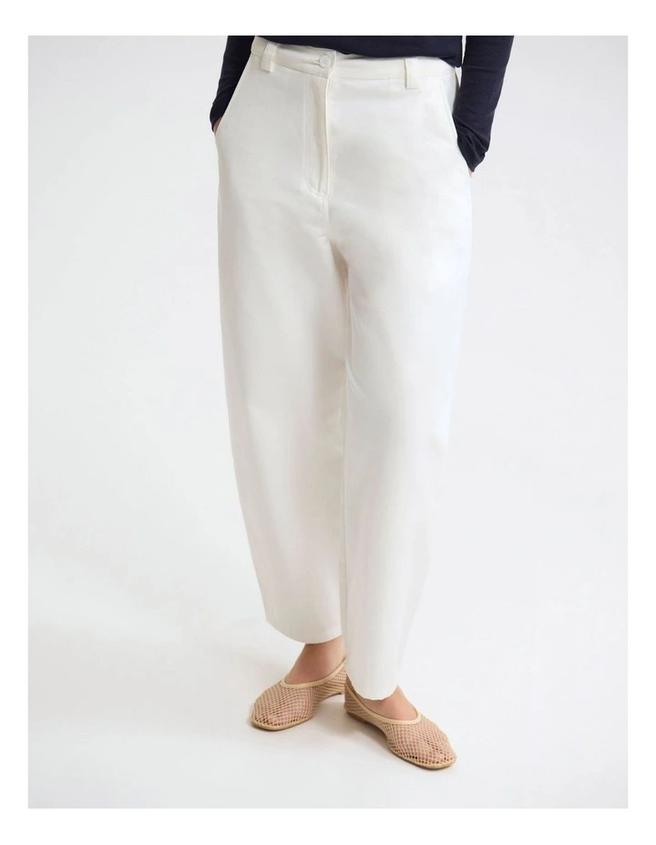 Etta Barrel Leg Cotton Pant in White image 4