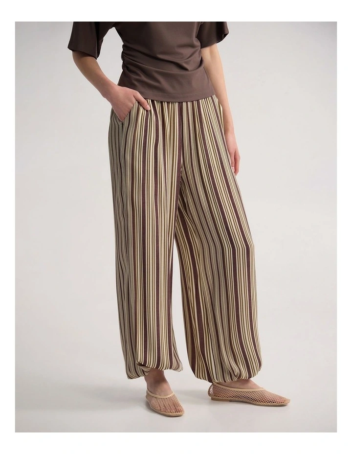 Chantelle Pant With Drawstring Hem in Chocolate image 3