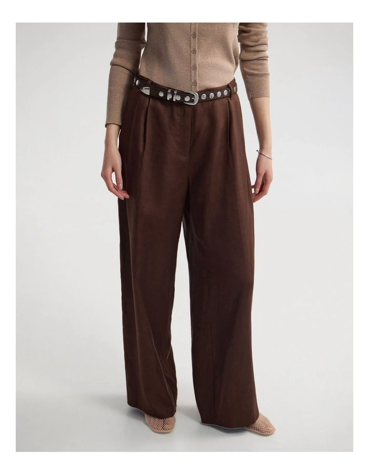 Taylor Relax Fit Tencel Blend Pant in Chocolate image 4