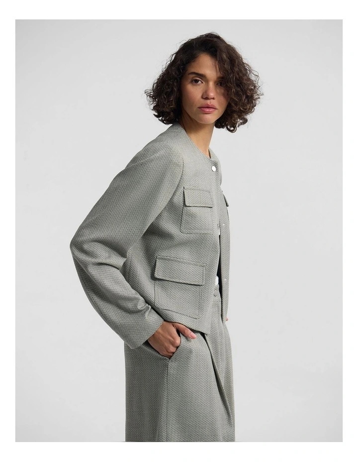 Nyla Crop Jacket in Green image 3