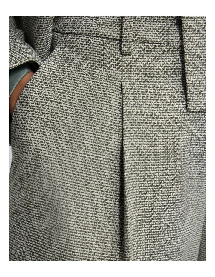 Boston Tweed Shorts in Green image 6