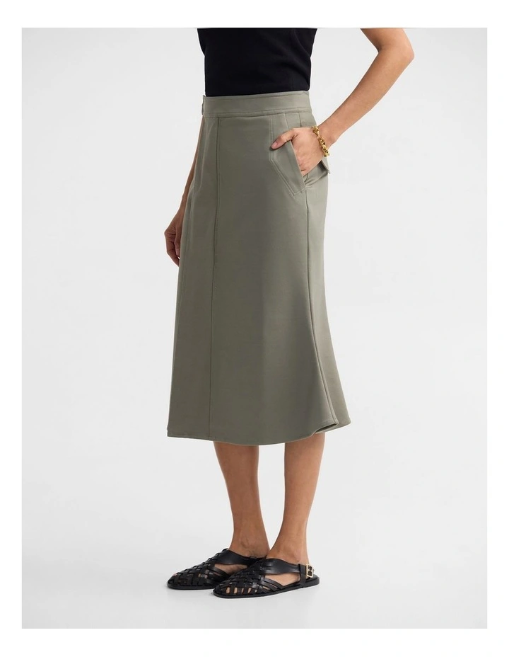 Eva Stretch Skirt in Green image 3