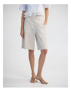 Tyra Bermuda Shorts in Sand