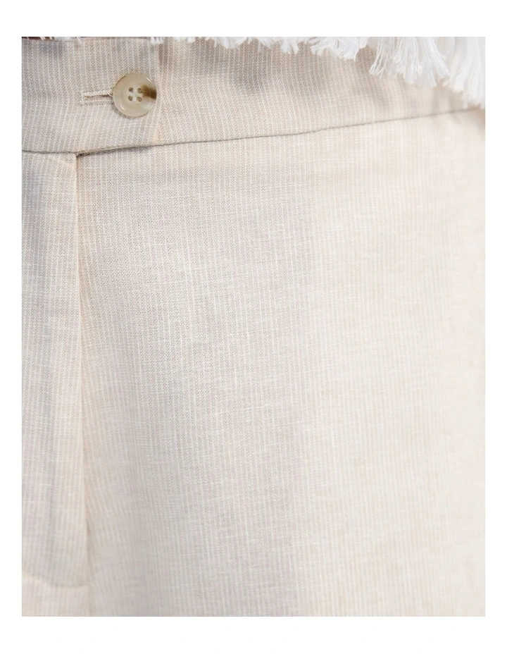 Tyra Bermuda Shorts in Sand image 6