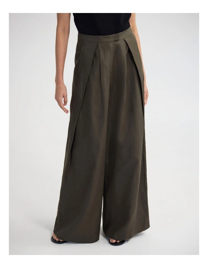 Dion Trousers in Green image 4