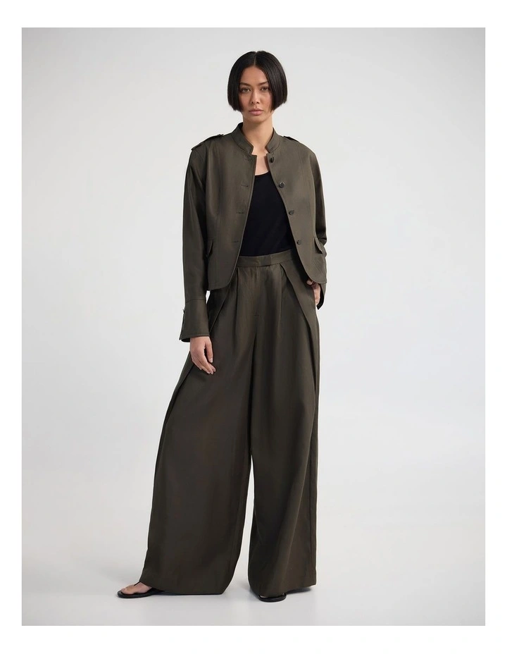 Dion Trousers in Green image 5