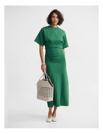 Green colour