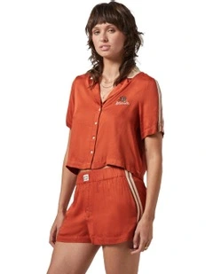 Silky Short Sleeve Bowling Button Down T-shirt in Burnt Brick