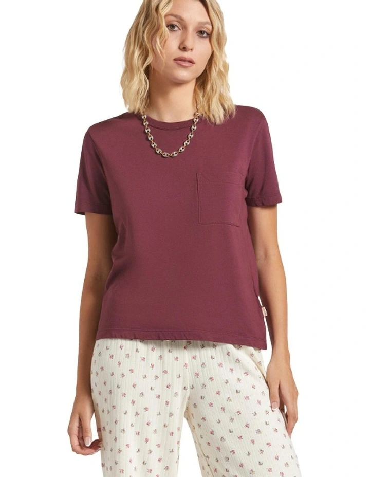 Carefree Organic Gd Perfect Tee in Port image 1