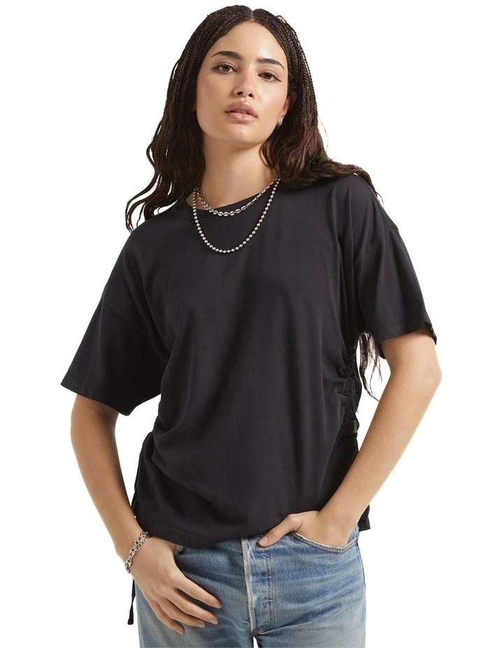 Carefree Organic Gd Cinch Tee in Black image 1