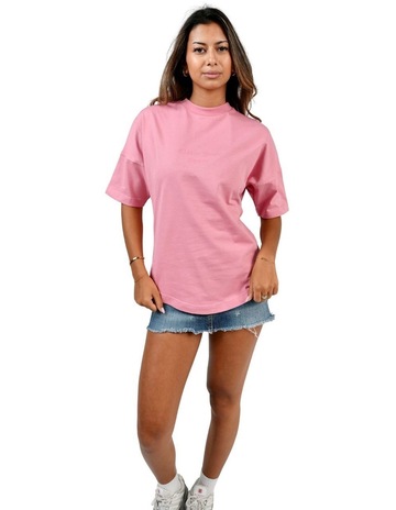 Pink colour
