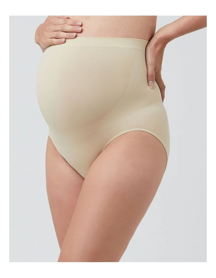 Seamless Briefs 3 Pack in Natural image 4