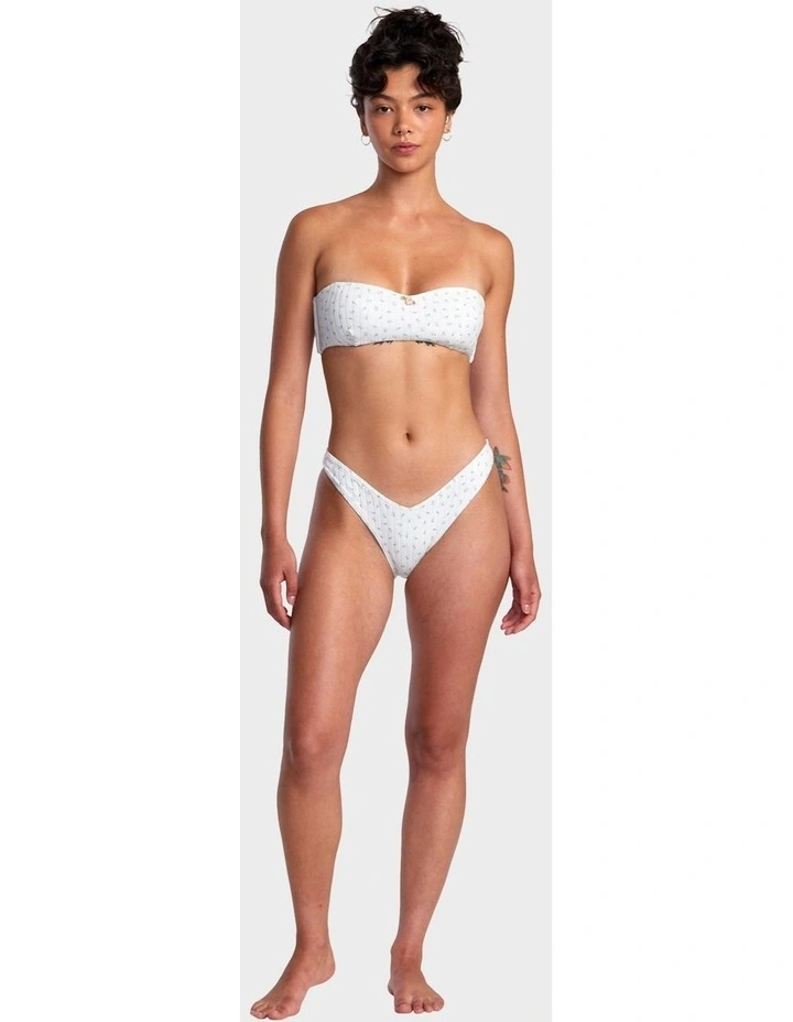 Pointe V Medium French Bikini Bottom in White image 6