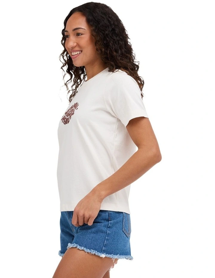 Icon T-Shirt In Vintage White image 3