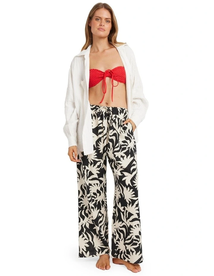 By My Side Linen Pants in Multi image 5