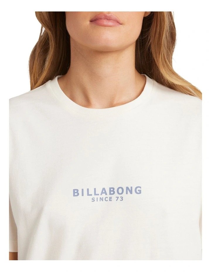 Emerald Island T-shirt in White image 4