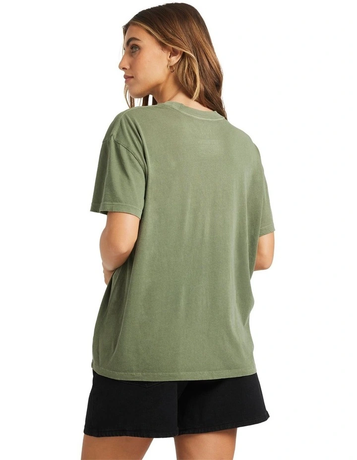 Garden Keeper T-shirt in Green image 2