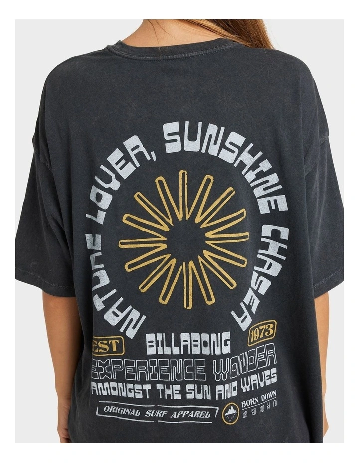 Sunshine Chaser T-Shirt in Black image 4