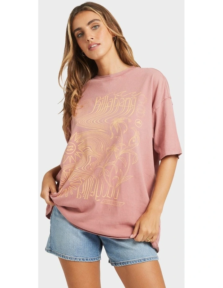 Surf Coalition T-shirt in Pink image 1
