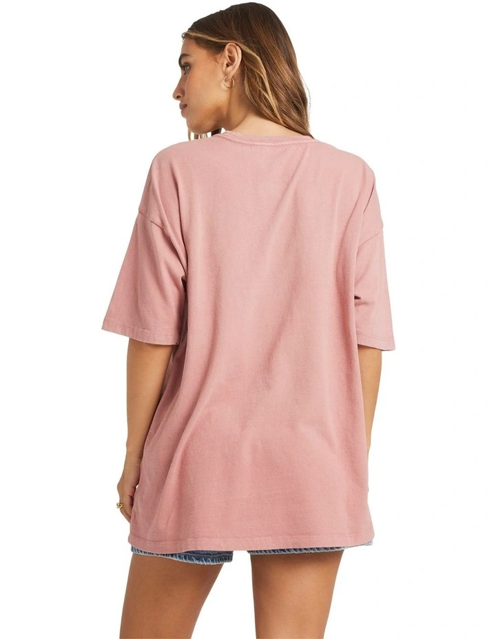 Surf Coalition T-shirt in Pink image 2