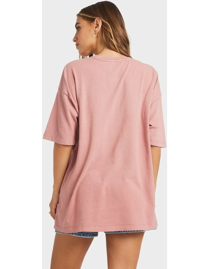 Surf Coalition T-shirt in Pink image 2