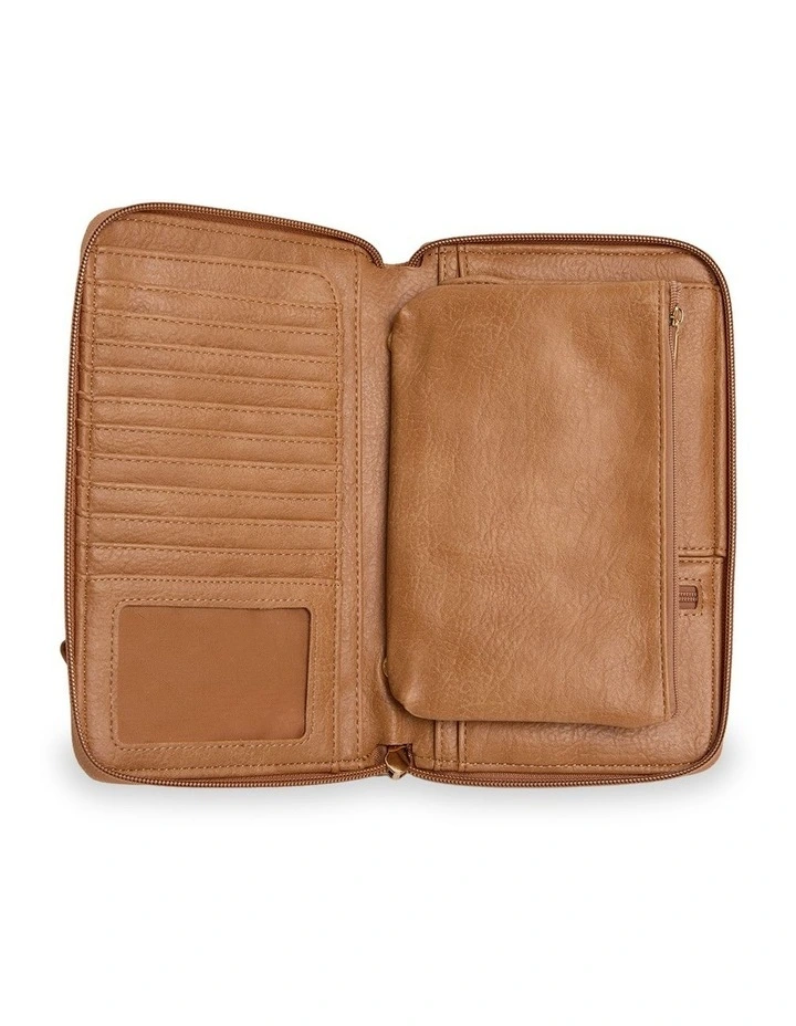 Travel Wallet in Brown image 4