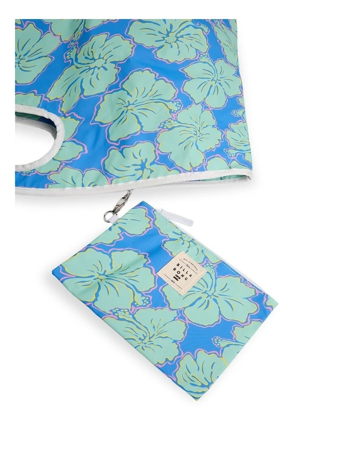 Happy Hibiscus Tote Bag in Blue image 4