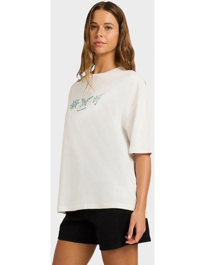 Triple Threat T-shirt in White image 3