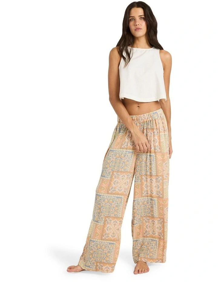So Breezy Cropped Woven Top in Salt Crystal image 5
