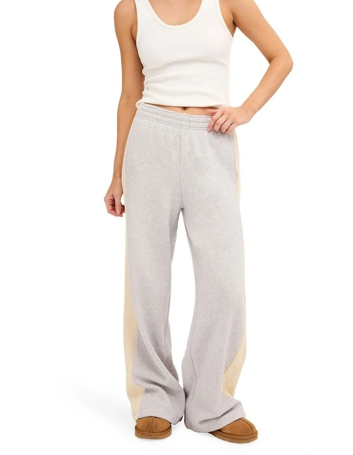 Get It Fleece Sweatpants in Heather Grey image 1