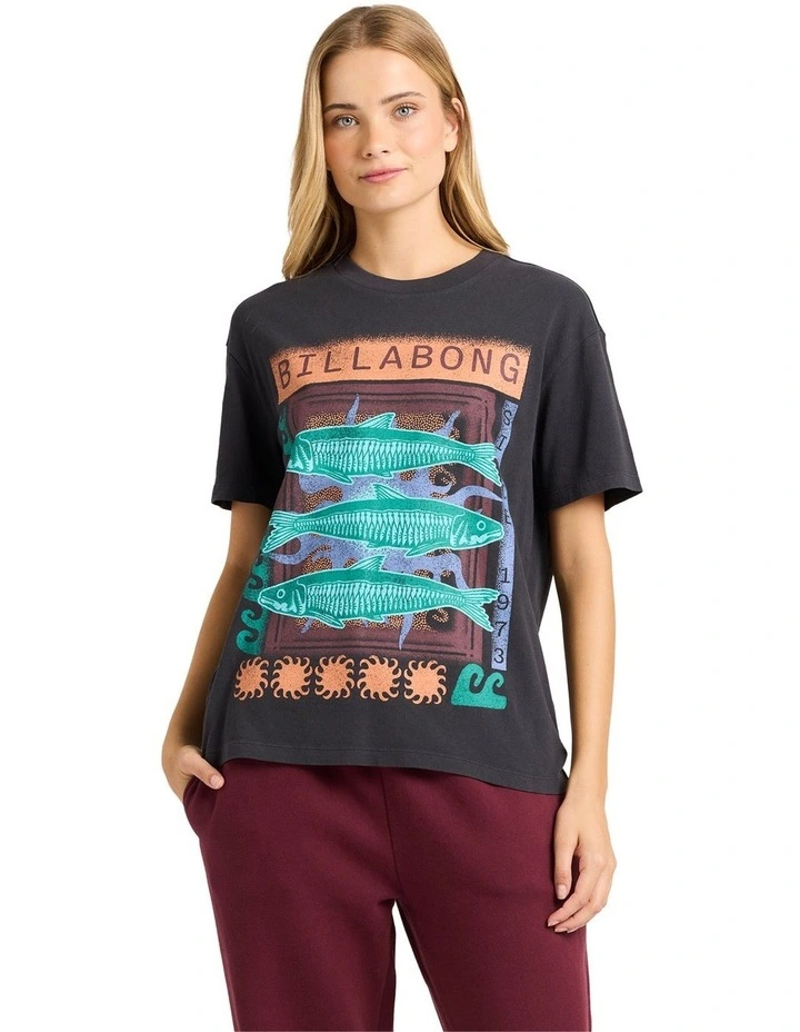 Rip Currents Oversized T-shirt in Washed Black image 1