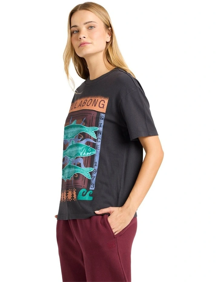 Rip Currents Oversized T-shirt in Washed Black image 3