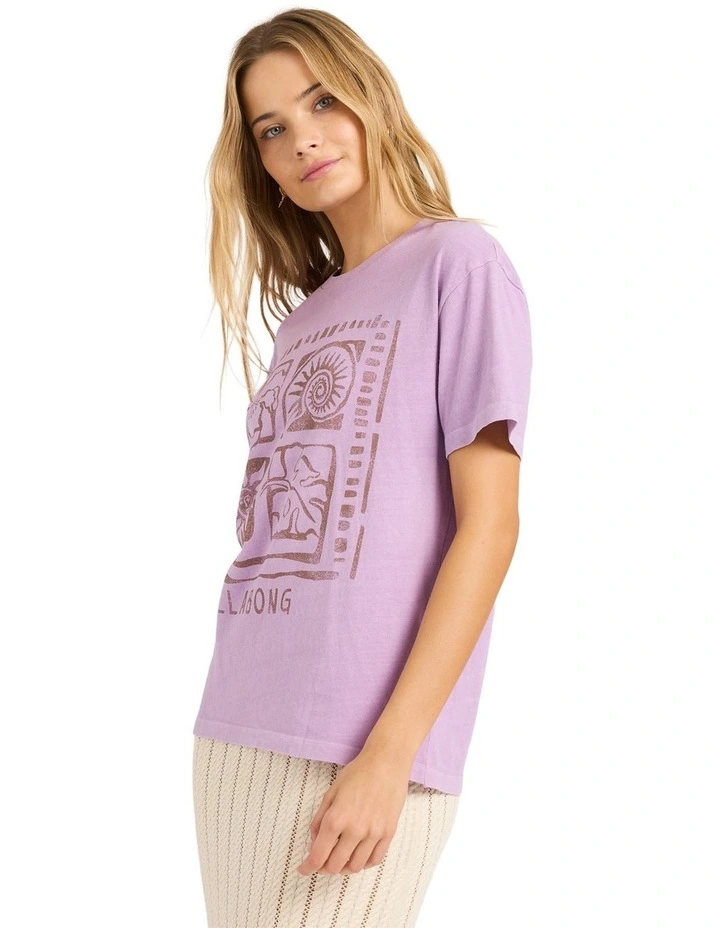 Reach High T-Shirt in Purple image 3