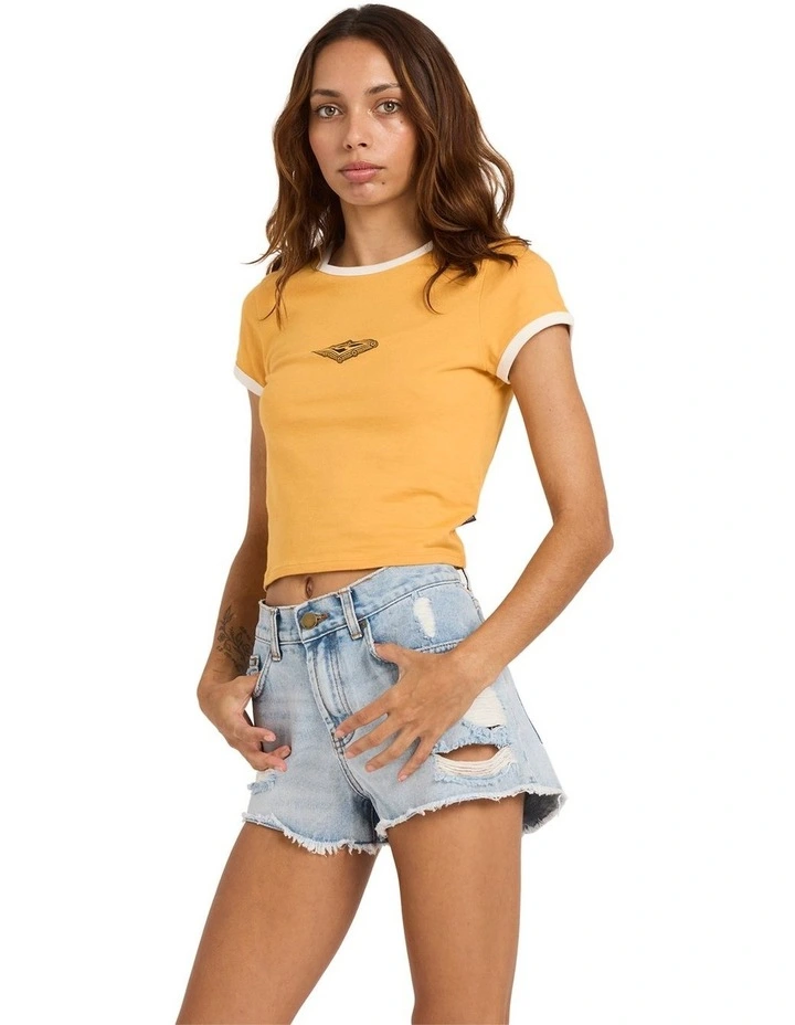 Otis Diamond T-shirt in Golden Yellow image 3