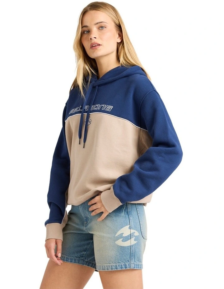 Billa Tripper Hoodie in Cobblestone image 3