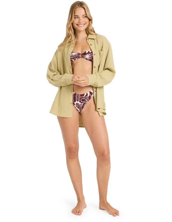 Wanderer Long Sleeve Button-down Shirt in Green image 5