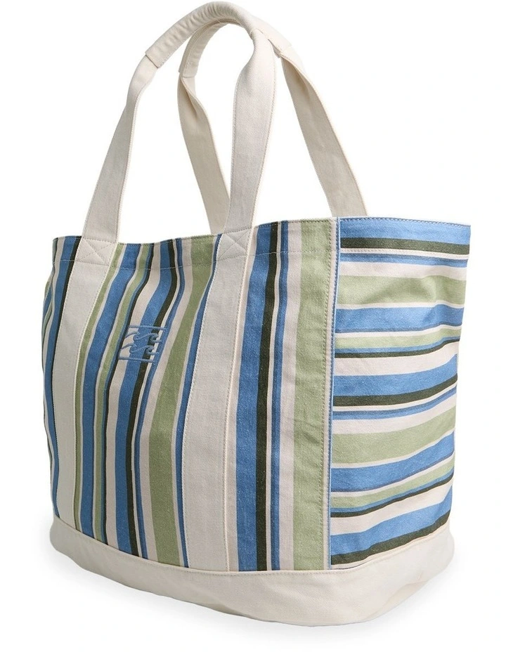 Horizon Kiss Tote Bag in Blue Horizon image 3