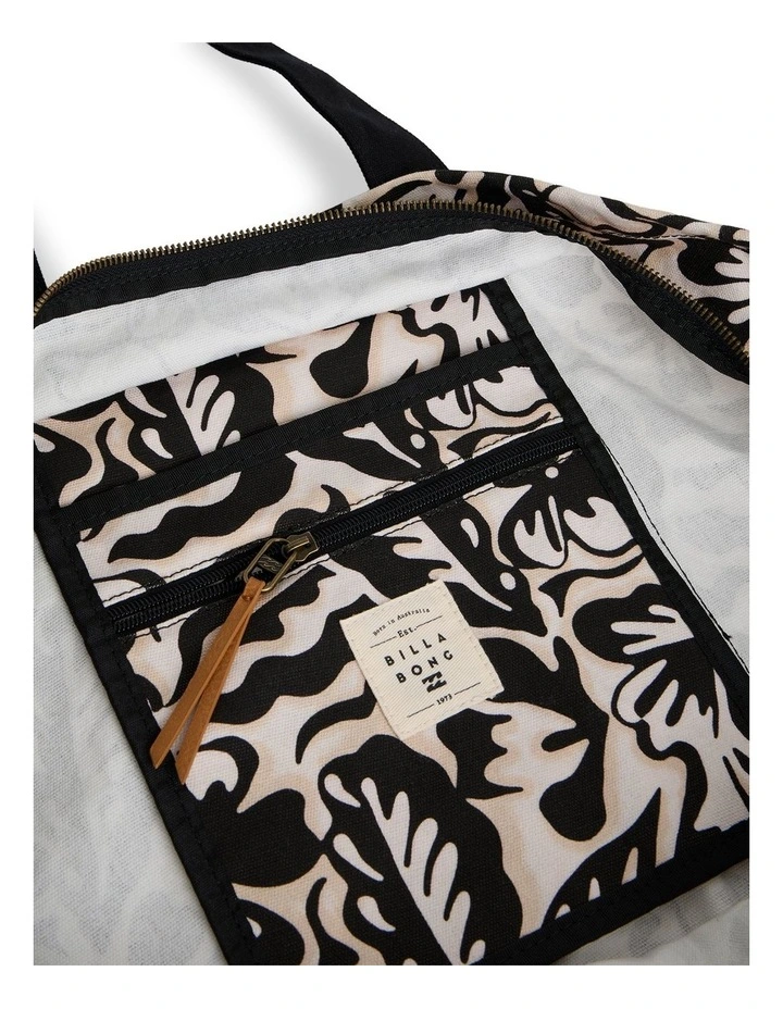 Poppins Tote Bag in Salt Crystal image 4