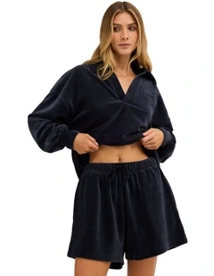 Good Day 2 Elastic Waist Shorts In True Navy