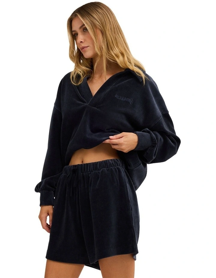 Good Day 2 Elastic Waist Shorts In True Navy image 3