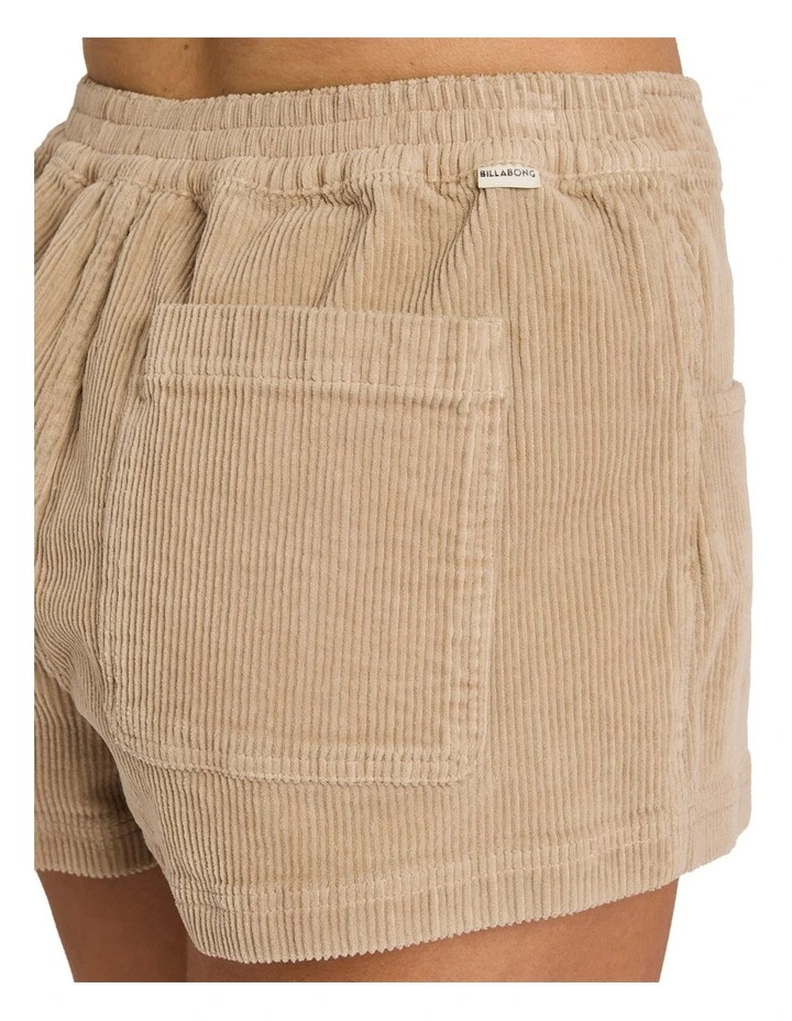 Retro Cord Walkshorts In Cobblestone image 4