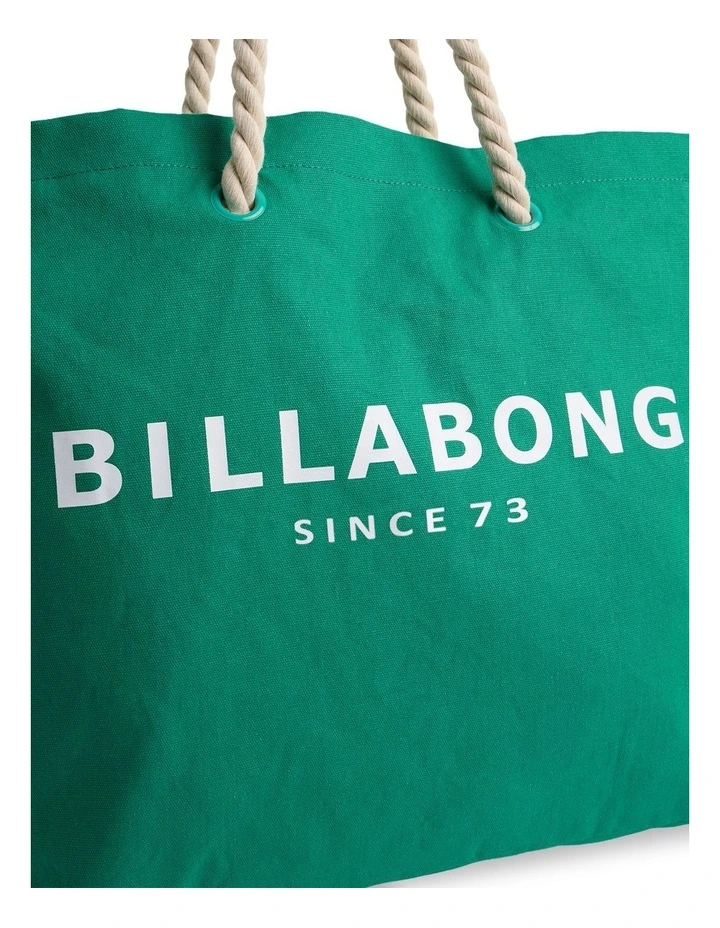 Pacific Beach Tote Bag in Summer Green image 4