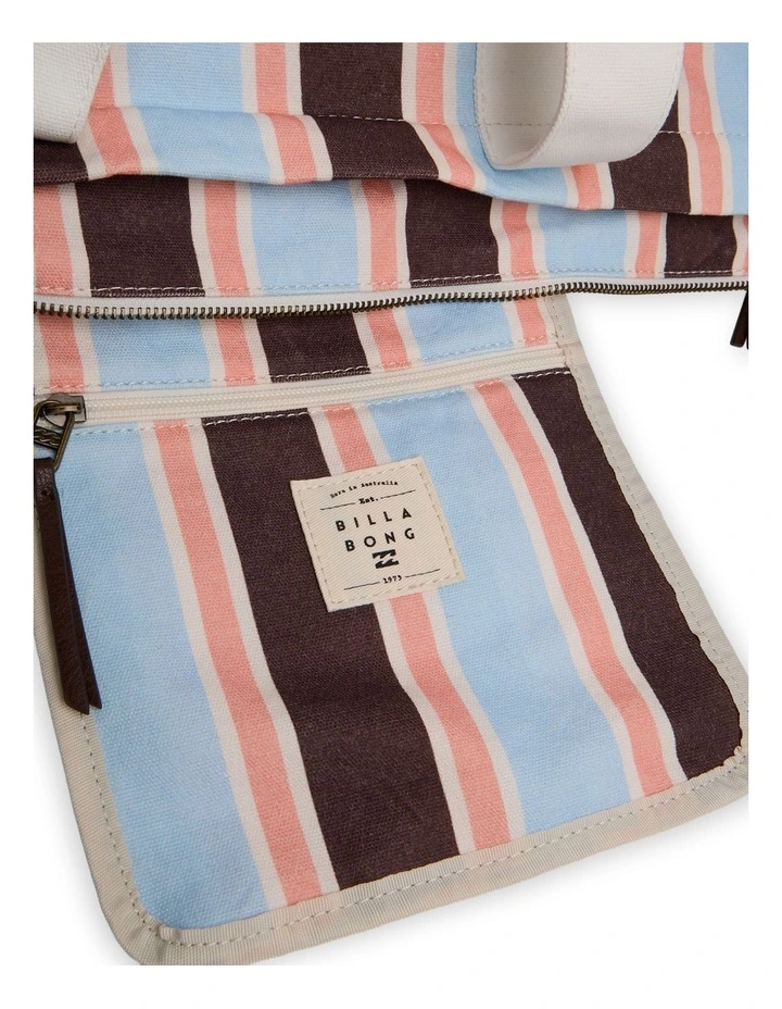 Beach Crush Poppins Beach Bag In Multi image 5