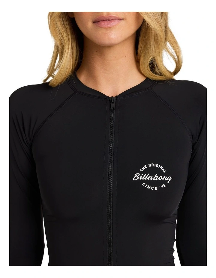 Sol Searcher Pipa Long Sleeve Rashguard In Black Pebble image 4