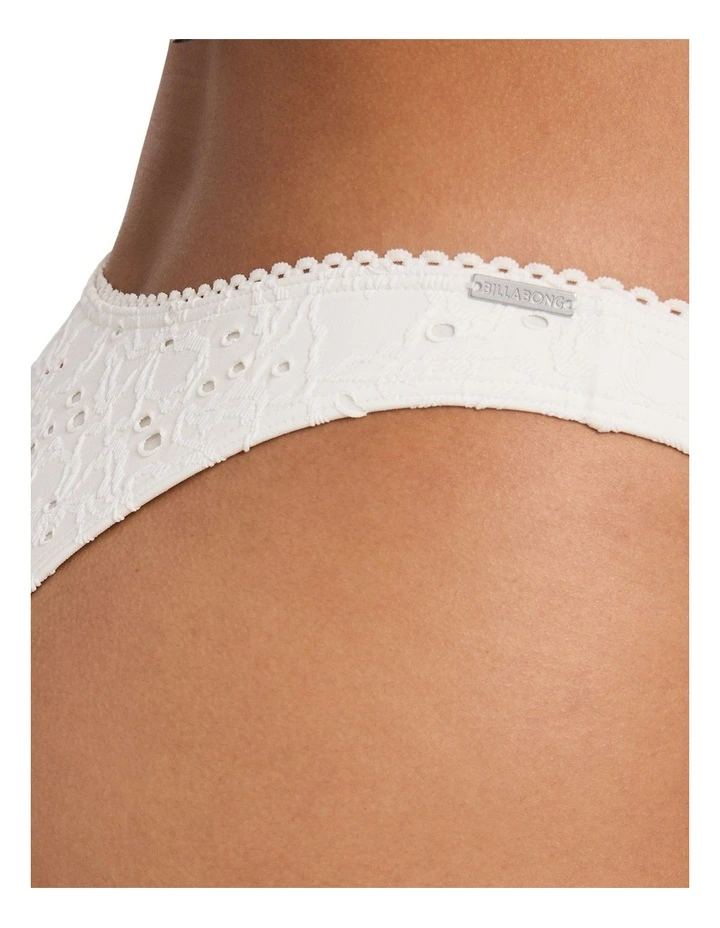 Eye On You Skimpy Hike Bikini Bottom In Salt Crystal image 4