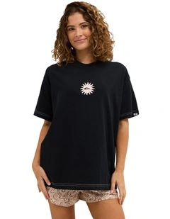 Le Soleil T-Shirt in Black