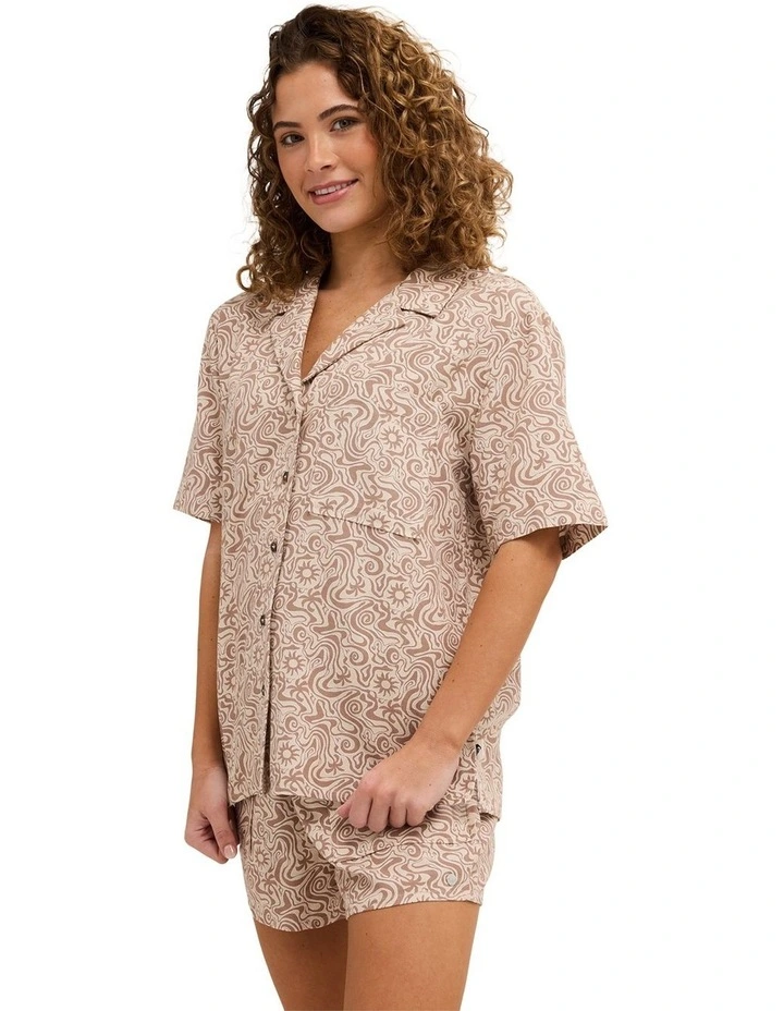 Serene Short Sleeve Shirt in Almond image 3